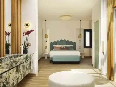 Cresanto Luxury Suites - 4