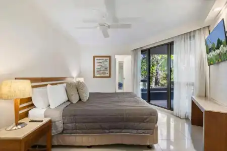 Ocean Breeze Resort - 201
