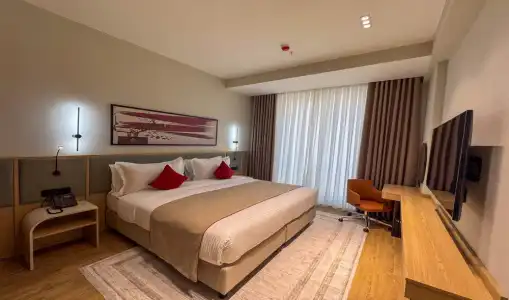 Ramada Plaza by Wyndham - 86