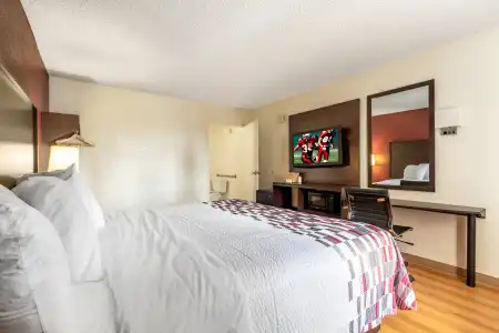 Red Roof Inn Phoenix - Midtown - 13