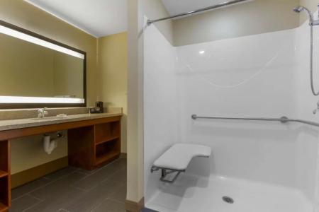 Best Western Plus Clocktower Inn - 49