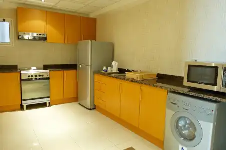 Golden Tulip Sharjah Apartments - 28
