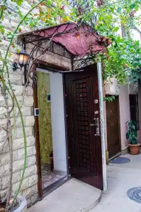 Qala - 0