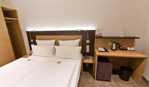 Astor & Aparthotel - 22