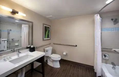 Hilton Garden Inn Marina Del Rey - 6