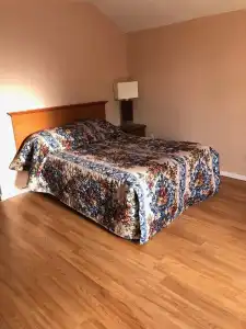 Hillside Motel - 36