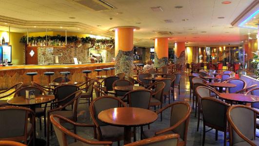 Helios Lloret - 34