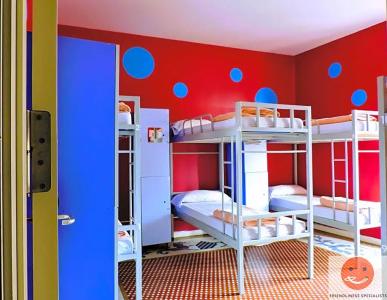 Purple Nest Hostel - 44