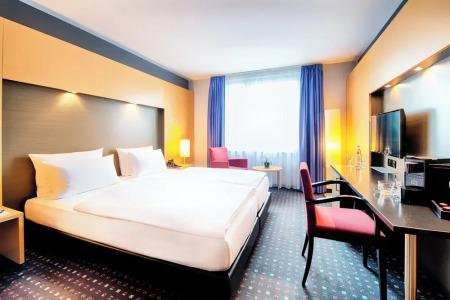 Ramada by Wyndham Essen - 51