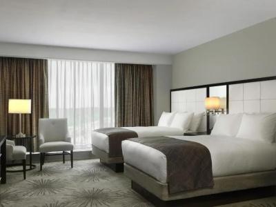 Doubletree by Hilton Cedar Rapids Convention Complex - 38