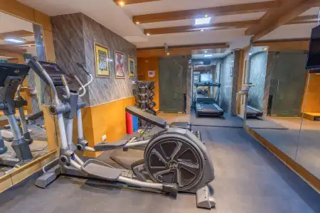 Park Inn by Radisson New Delhi Lajpat Nagar - 12
