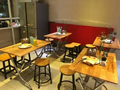 RedDoorz Plus @ Pham Ngu Lao 2 - 13