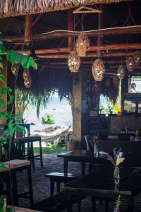 Rocks Beach Boutique Bungalows - 28