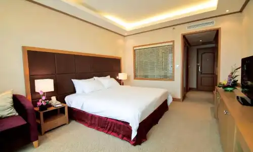 Hilton Garden Inn Hanoi - 40