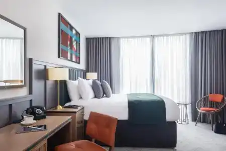 Indigo MANCHESTER - VICTORIA STATION by IHG - 53