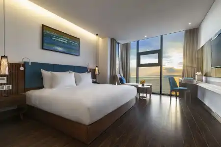 Maximilan Danang Beach - 69