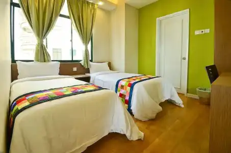 Jetty Suites Apartments - 32