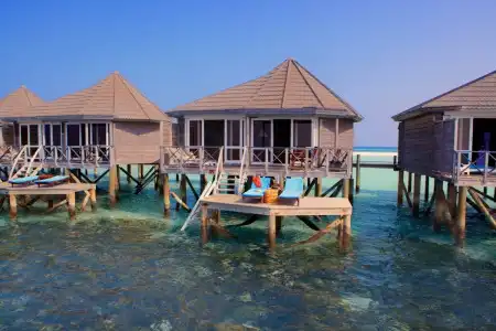 Kuredu Island Resort & Spa - 32
