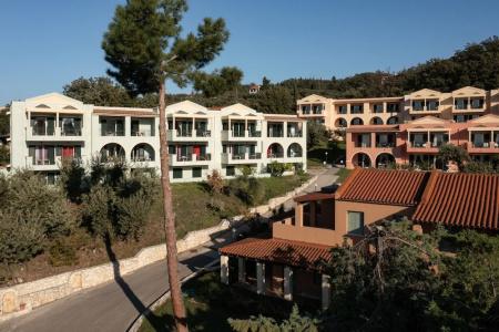 Century Resort - 59