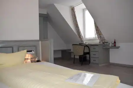 Avenue - 20