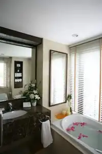 Thomson Residence - 236