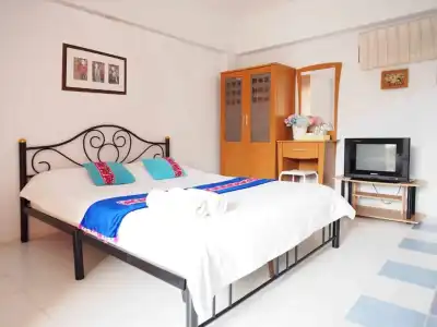 Thanapa Mansion - Hostel - 24