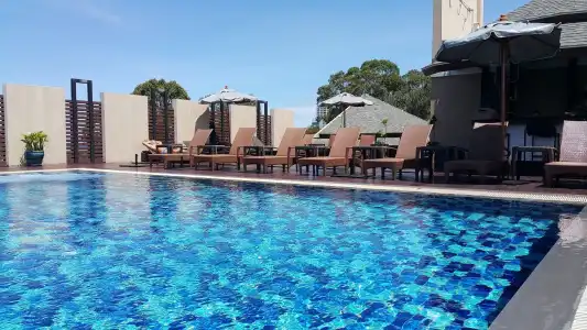 April Suites - 15