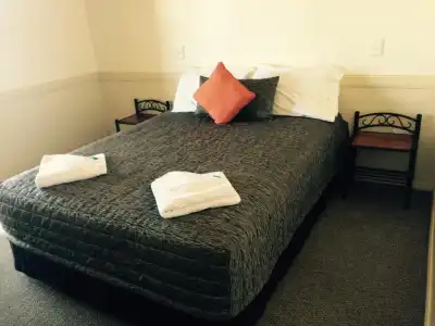 Park Avenue Motel - 37