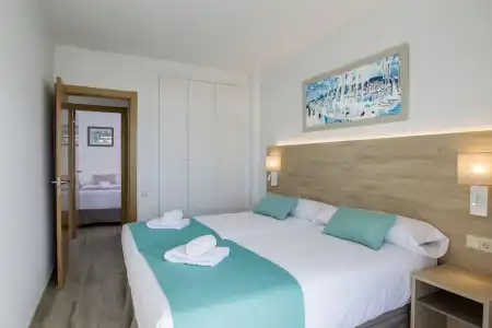 ApartCYE Holiday Centre - 170
