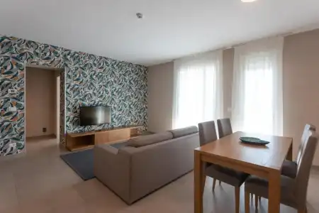 Mosella Suite - 70