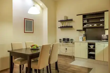 Mamaison Residence Izabella Budapest - 24
