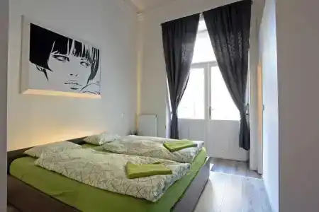 Apartment House - The Modern Flat - 98