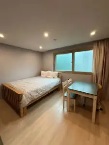 Seoul Station R Guesthouse - 143
