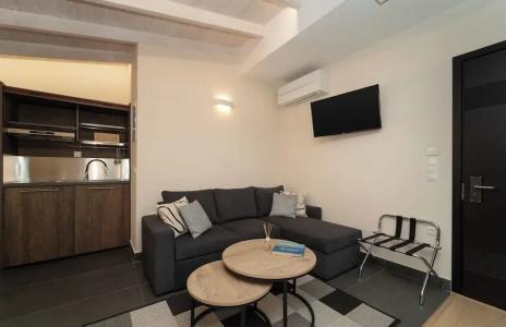 Karalis City - 104