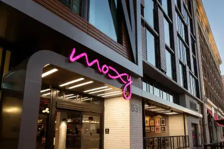 Moxy San Diego Downtown/Gaslamp Quarter - 19