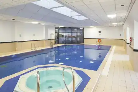 Crowne Plaza Glasgow by IHG - 17