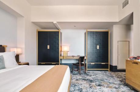 Clayton and Members Club - 77