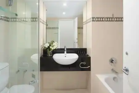 Rydges World Square - 75