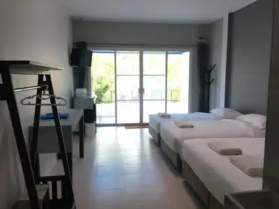 Bankrut Resort - 4