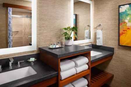 Catamaran Resort and Spa - 53