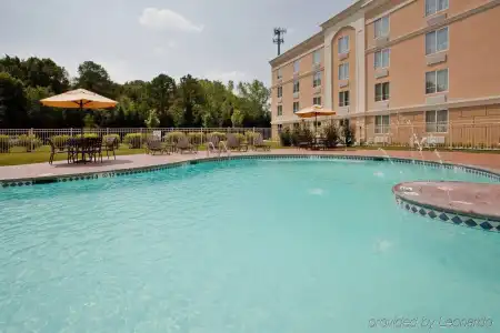 Best Western Premier Richmond City Gateway - 20