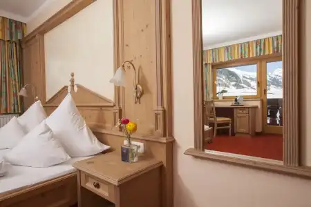 die Arlbergerin - Adults Friendly - 169