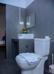 Star White Negombo - 14
