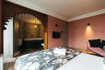 Riad Nour - 38