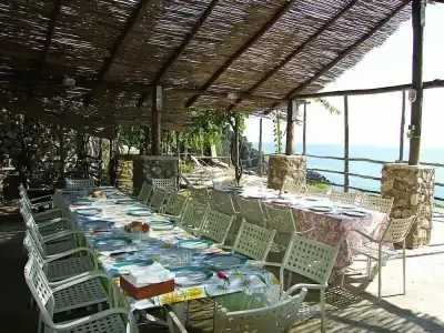 Bella Baia Glamping - 16
