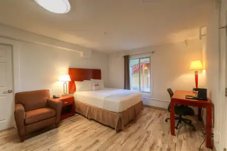Newport Inn By OYO - Hwy 101 - 38