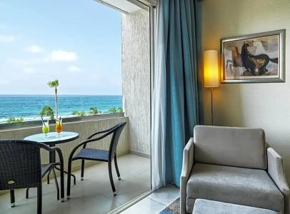 Alexander the Great Beach - 66