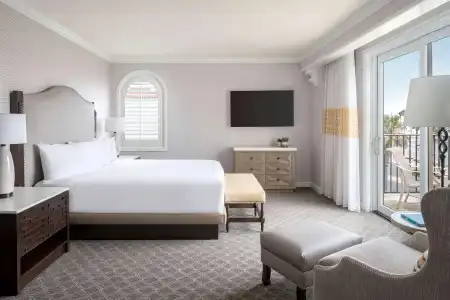 Hyatt Regency Huntington Beach Resort and Spa - 3