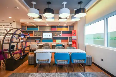 Premier Inn Al Jaddaf - 19