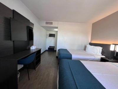 Motel 6 Bakersfield, CA - South - 5